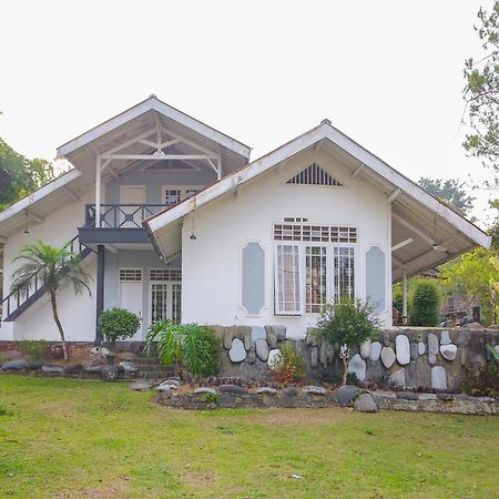 Hotel O Puncak Bogor Near Taman Safari エクステリア 写真