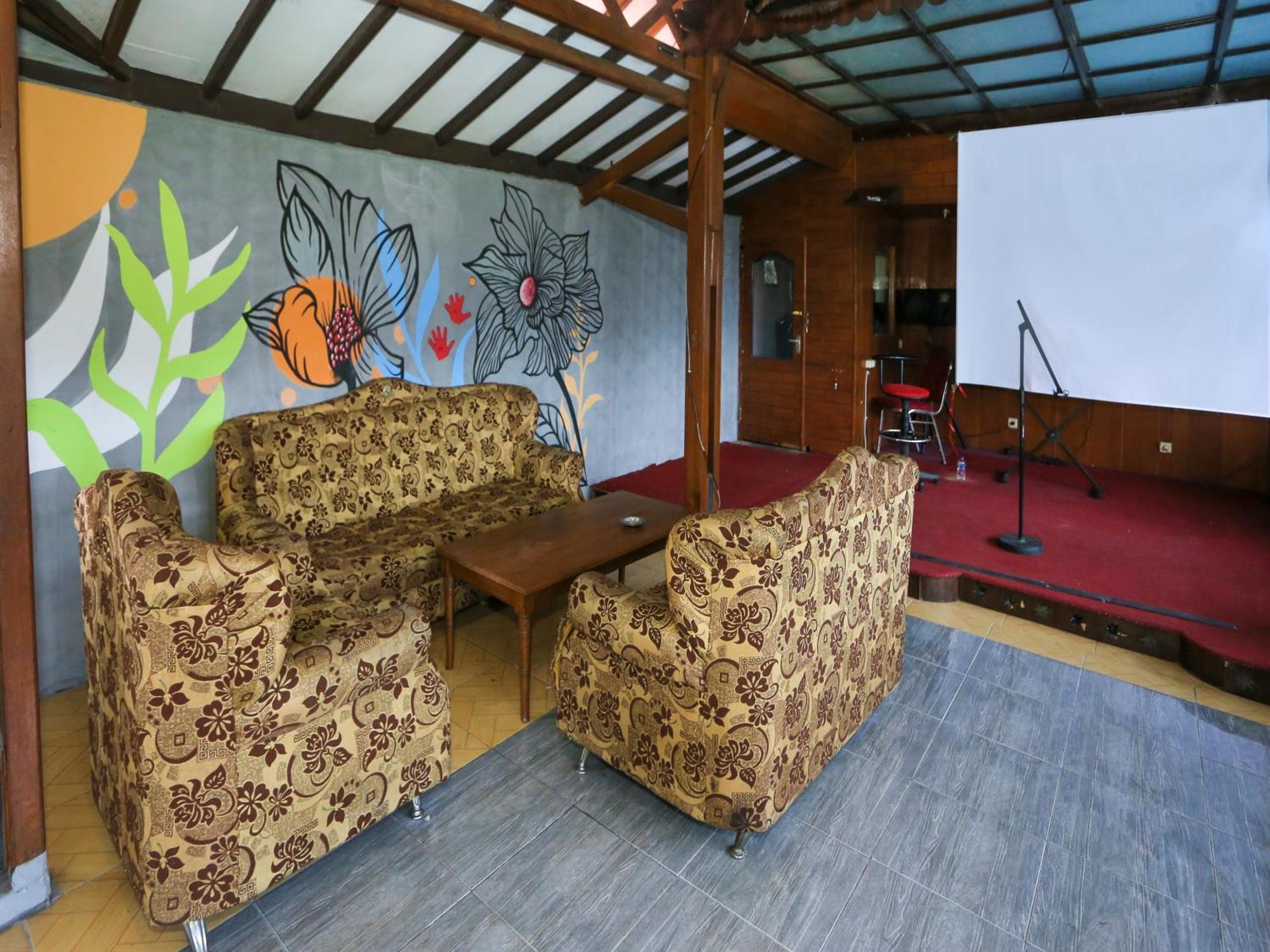 Hotel O Puncak Bogor Near Taman Safari エクステリア 写真