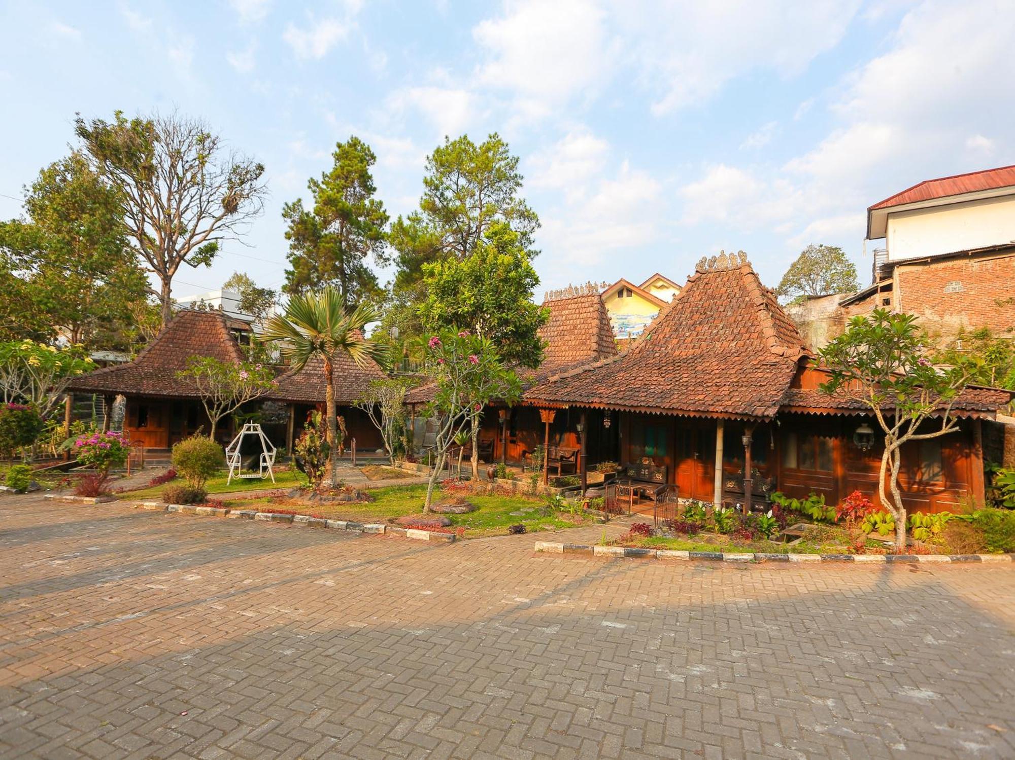 Hotel O Puncak Bogor Near Taman Safari エクステリア 写真